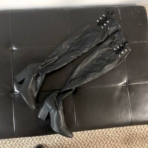 Black Knee Boots (Dolls Kill) Size 8